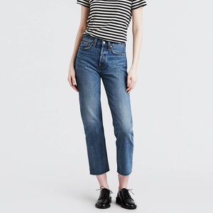 Levi’s Wedgie Fit Straight Jeans, Raw Hem, Size 26